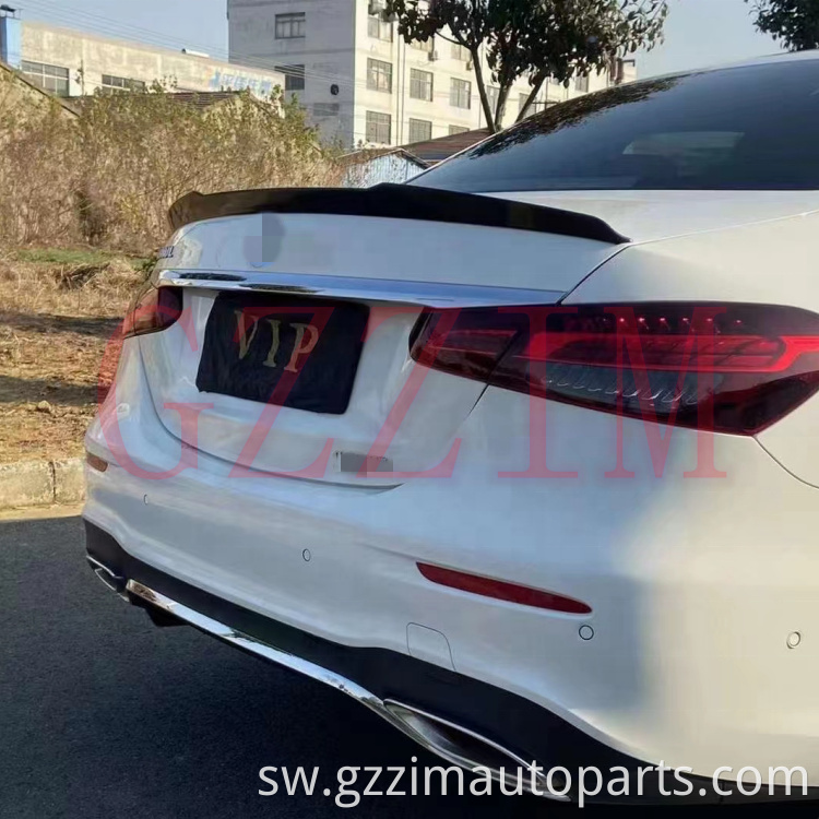 Vifaa vya nje ABS kaboni nyuzi nyuma ya boot mrengo wa mrengo wa e darasa 2020-2023